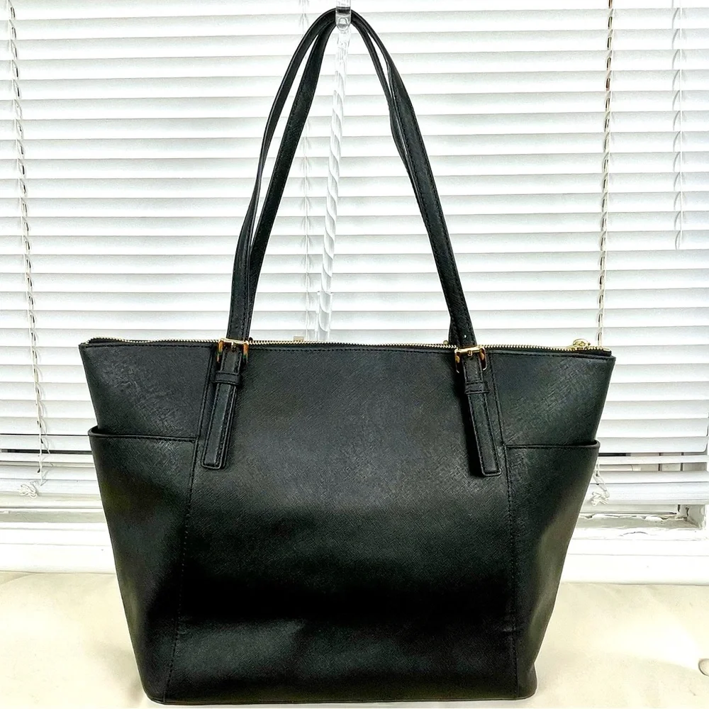 Michael Kors Jet Set East-West Tote Bag - Picture 2 of 9